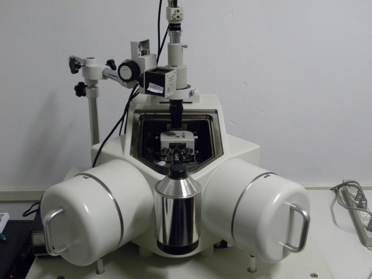 Atomic Force Microscope (180K - 370K) AFM/PFM/MFM - SHIMADZU WET-SPM - Mod. CH-2
